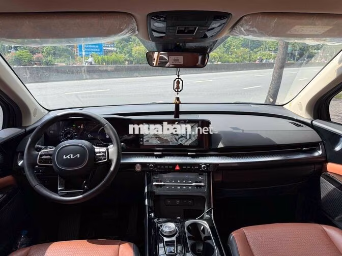 Kia Carnival Signature 2024 Đen nhiều đồ