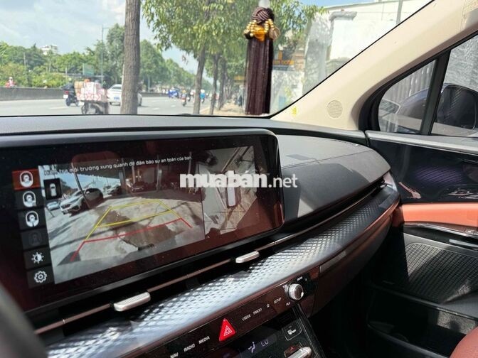 Kia Carnival Signature 2024 Đen nhiều đồ