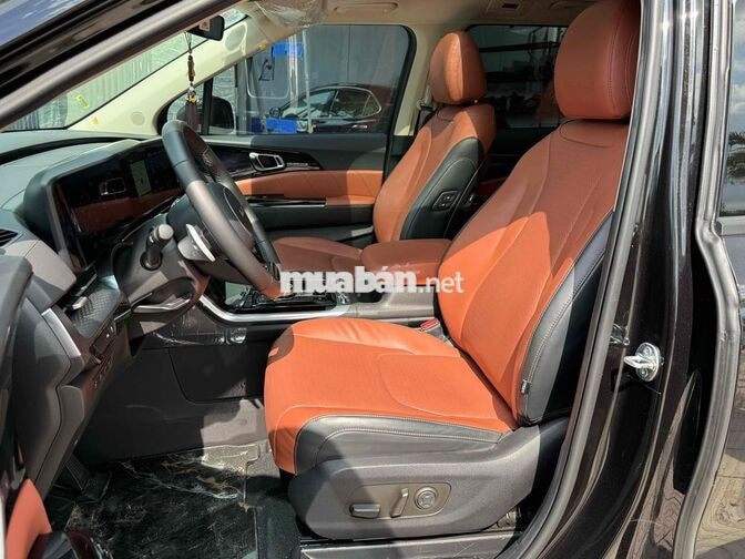 Kia Carnival Signature 2024 Đen nhiều đồ