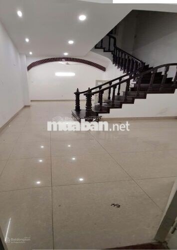 Nhà ngõ 80 Trung Kính - diện tích 70m2 x 4 tầng làm Vp, lớp học, kd