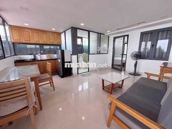 🏡CHO THUÊ CĂN HỘ 1 PHÒNG NGỦ TẦNG TRÊN CÙNG VIEW BIỂN NÚI GIÁ 15 TRIỆU