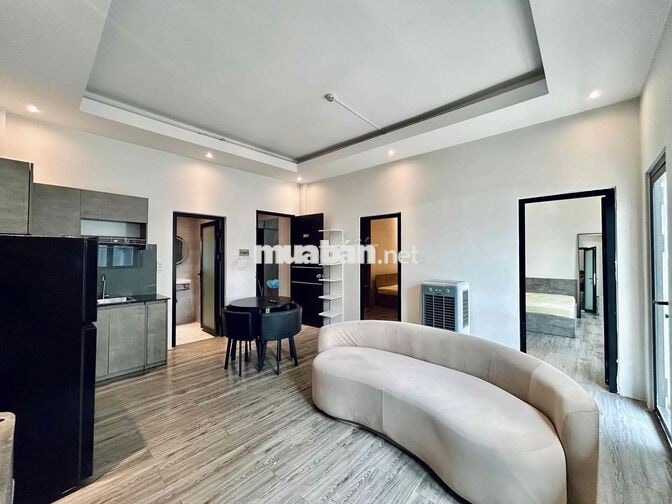 2 Phòng Ngủ, 2 Ban Công Thoáng, Rộng 60m2, Gần Phố Phan Xích Long
