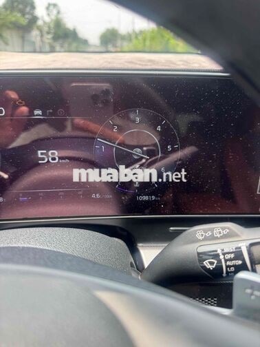 Kia Sportage SUV 5 chỗ màu Xám
