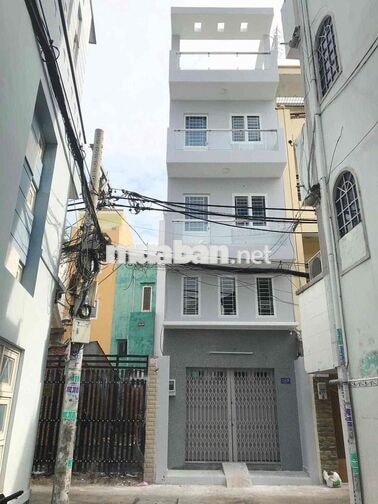 Phòng trọ Q11, 18m2 , wcr, máy lạnh, ưu tiên nữ ,nvvp
