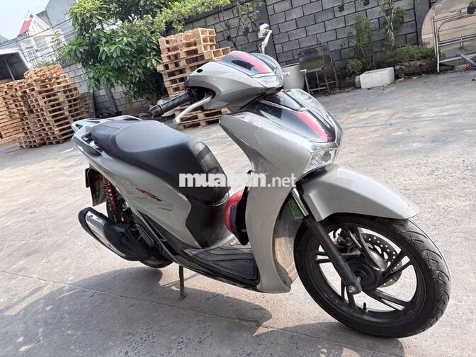 Honda SH160i 2023 Xám 29600 km