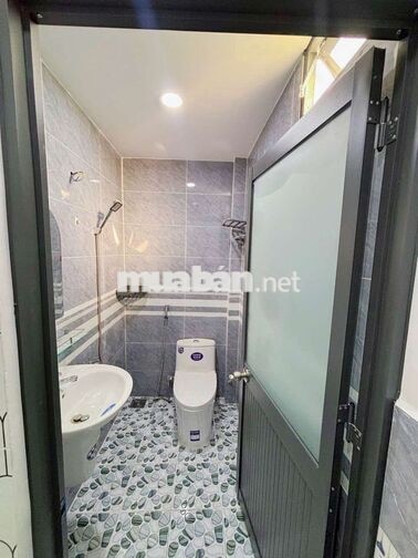 Nhà TL15 gần chung cư Thạnh Lộc và ngã tư vườn lài