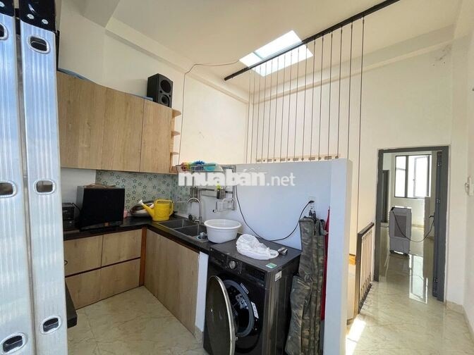 CHO THUÊ NHÀ KINH DOANH 3 PHÒNG NGỦ FULL NỘI THẤT MẶT ĐƯỜNG LÊ HỒNG