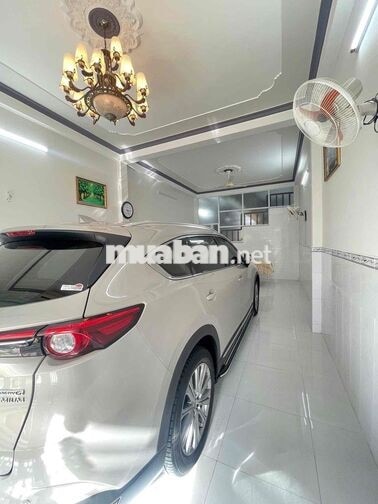Nhà mới 3 phòng Hẻm đậu oto Trần Quang Diệu