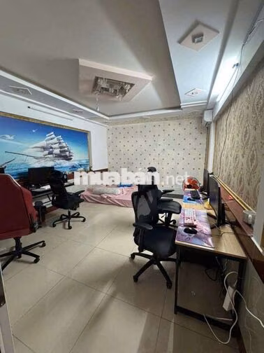 nhà 1/ nguyễn ảnh thủ .hẻm 6m . ôtô đậu trong nhà .5pn 