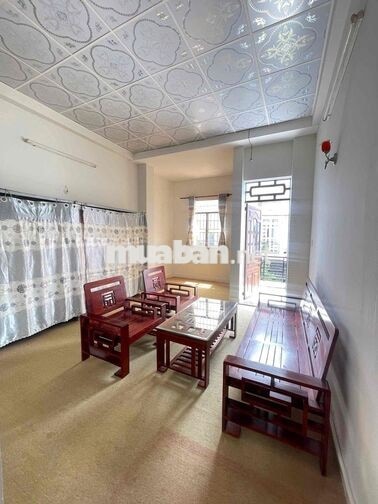 Nhà mới 3 phòng Hẻm đậu oto Trần Quang Diệu