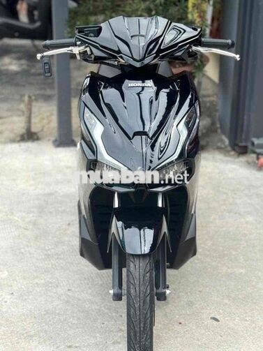 Honda Air Blade 125 2024 Đen bóng chính chủ
