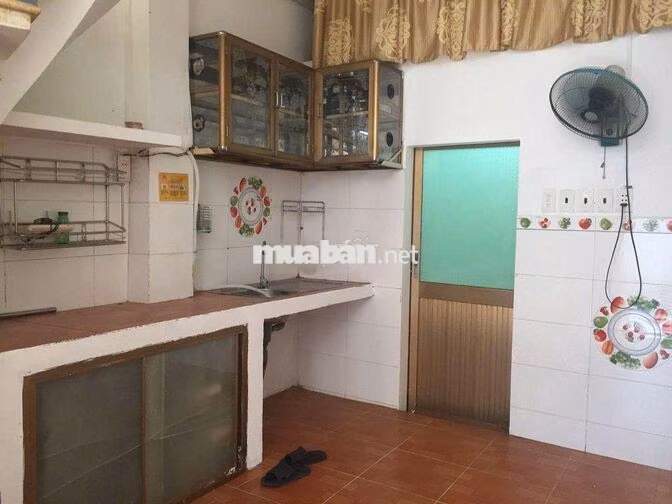[Nhà NC] Đường An Bình P6 30m2 1 Trệt 2 lầu Sân thượng 3 Phòng Ngủ