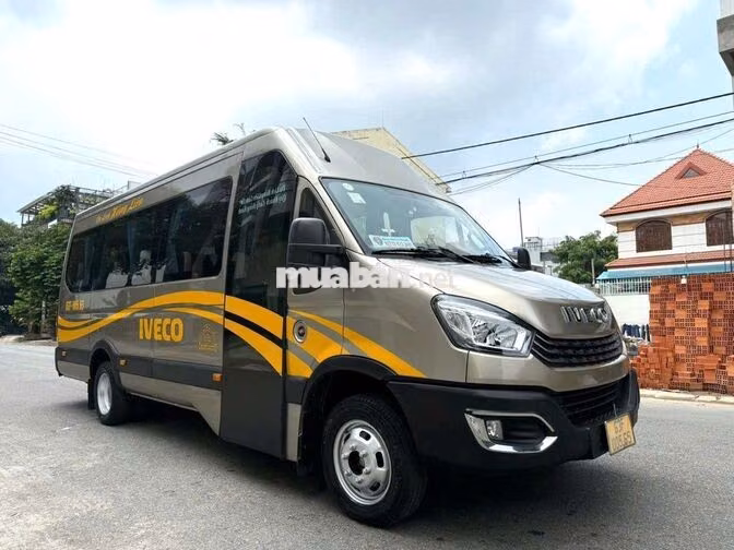 IVECO DAILY PLUS 2022 19 CHỖ 159000KM BH 1 NĂM