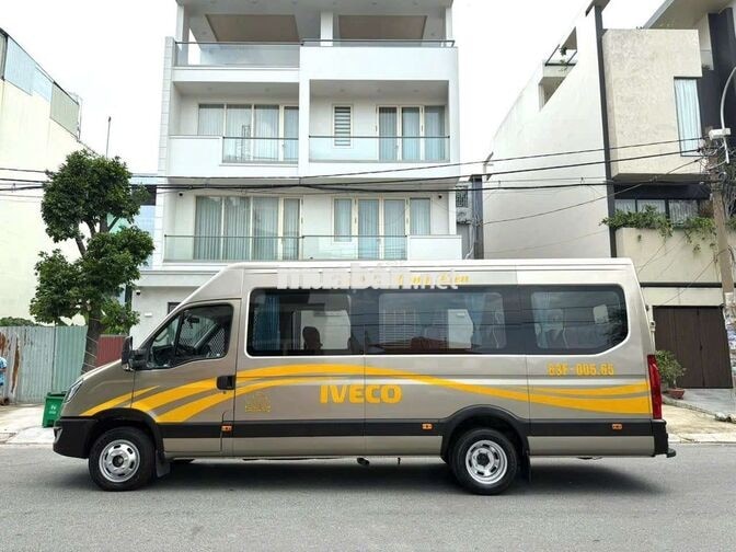IVECO DAILY PLUS 2022 19 CHỖ 159000KM BH 1 NĂM
