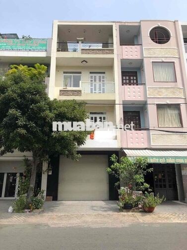 Nhà khu tên lửa đường số 30 có nội thất 4.5x20m 3.5 tấm giá chỉ 20tr