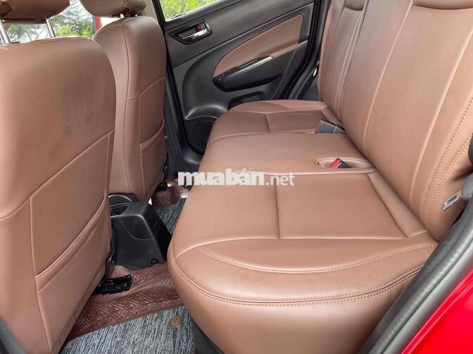 E bán xe suzuki swift sx 216AT đẹp suất sắc
