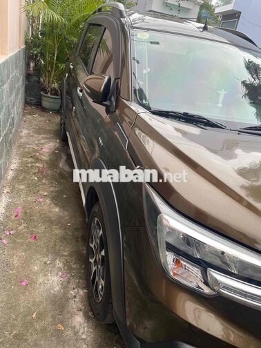 Suzuki XL7 Nâu 7 chỗ máy xăng 64.007 km