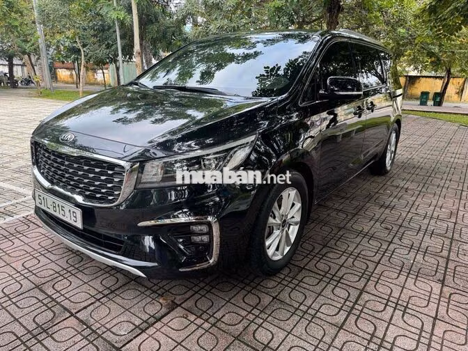 Kia Grand Sedona Premium Đen 50000 km