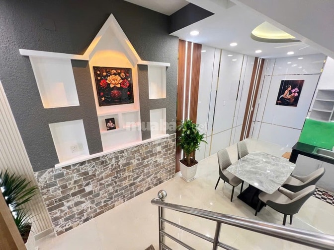 NHÀ HẺM XE HƠI ĐƯỜNG ÂU DƯƠNG LÂN - Quận 8 DT 4m x12m - GIÁ : 7.5 Tỷ