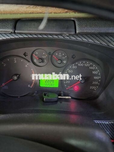 Ford Transit Bạc 16 chỗ