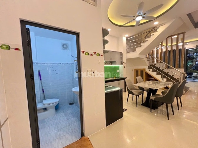 NHÀ HẺM XE HƠI ĐƯỜNG ÂU DƯƠNG LÂN - Quận 8 DT 4m x12m - GIÁ : 7.5 Tỷ