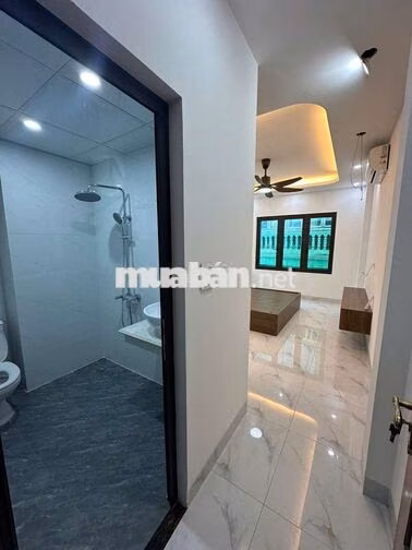 Siêu Hiếm Xuân La 36m2 6 tầng thang máy, TT Tây Hồ - full nội thất.