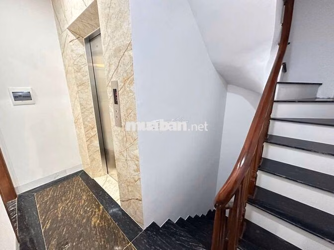 Siêu Hiếm Xuân La 36m2 6 tầng thang máy, TT Tây Hồ - full nội thất.