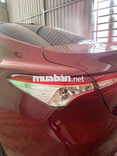 Toyota Camry 2.5Q 2019 Đỏ mận 70.000km
