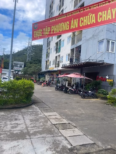Tôi chính chủ bán kiot vừa ở vừa kd, mặt tiền 6m hướng đường âu cơ.