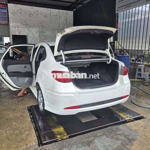 Hyundai Avante AT 2011 Trắng