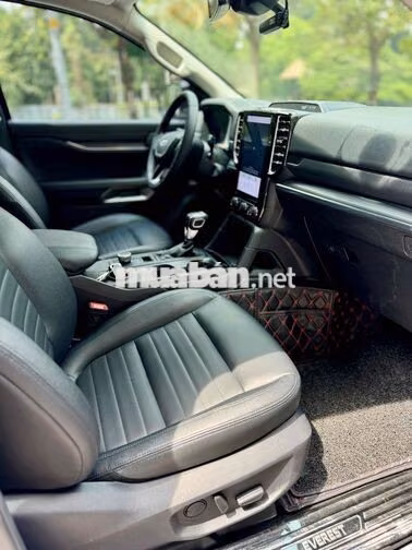 Ford Everest Sport 2023 Xanh 40.000km
