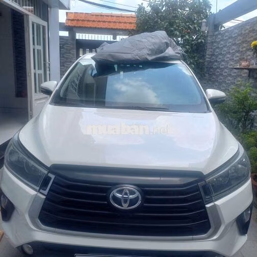 Toyota Innova 2022 Số sàn Trắng