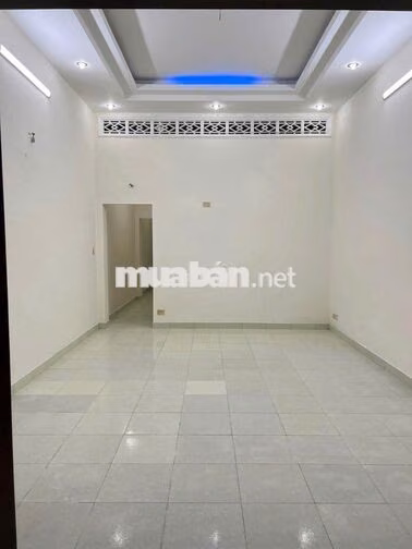 NHÀ CẤP 4 THOÁNG MÁT - RỘNG - ĐƯỜNG 11, P.LINH XUÂN, TP.HCM