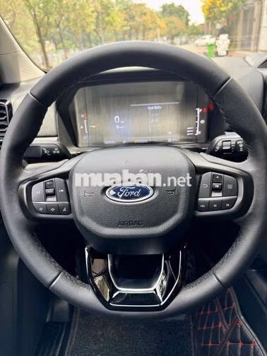 Ford Everest Sport 2023 Xanh 40.000km
