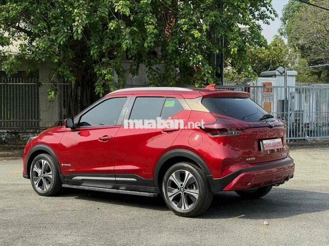 Nissan Kicks V,2023, Thái Lan, màu đỏ, Odo 20,000