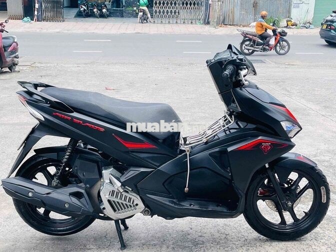 Honda Air Blade Đen nhám smaskey