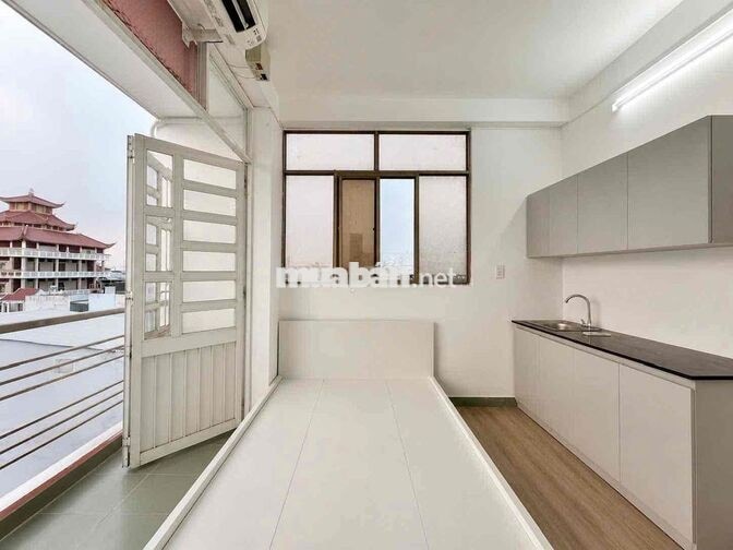 Cho Thuê Phòng Bancol Lớn Siêu Thoáng Ngay Bốn Xã - ĐH Văn Hiến