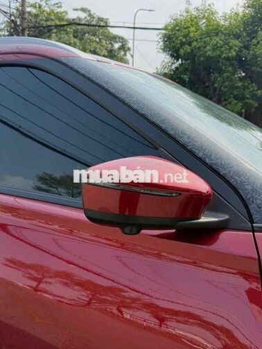 Nissan Kicks V,2023, Thái Lan, màu đỏ, Odo 20,000