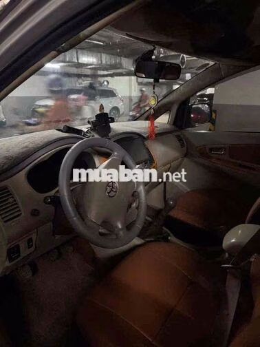 Toyota Innova 2009 Bạc 8 chỗ