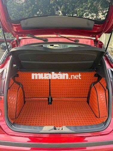 Nissan Kicks V,2023, Thái Lan, màu đỏ, Odo 20,000