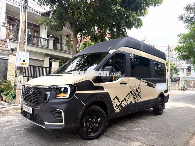 TRANSIT PREMIUM SX 2025 TẢI 945KG/3N 4000KM