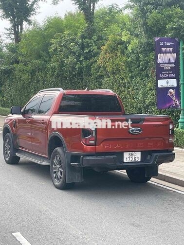 Wildtrak 10/2024 bản full 4*4 sơn zin 100% lốp zin