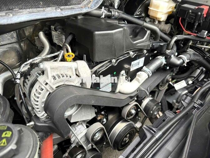 TRANSIT PREMIUM SX 2025 TẢI 945KG/3N 4000KM