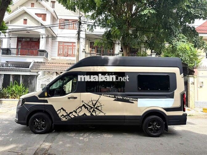 TRANSIT PREMIUM SX 2025 TẢI 945KG/3N 4000KM