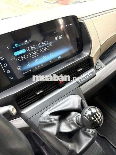TRANSIT PREMIUM SX 2025 TẢI 945KG/3N 4000KM