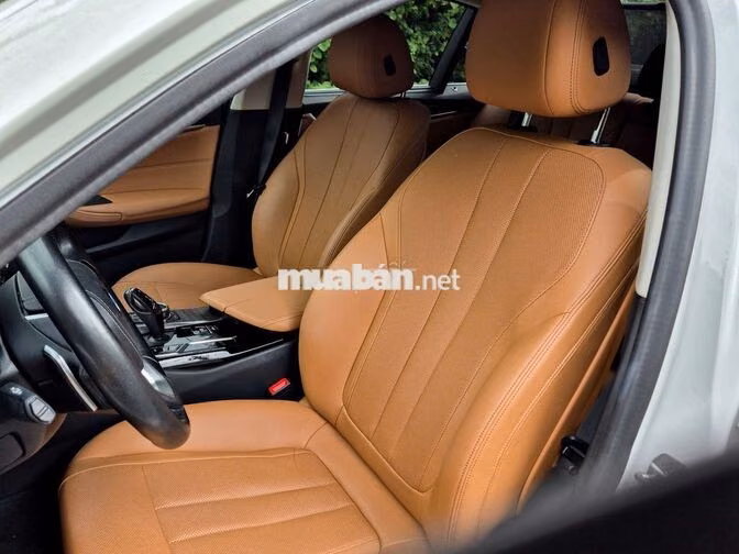 BMW 520i Luxury Line 2023 Trắng Nâu