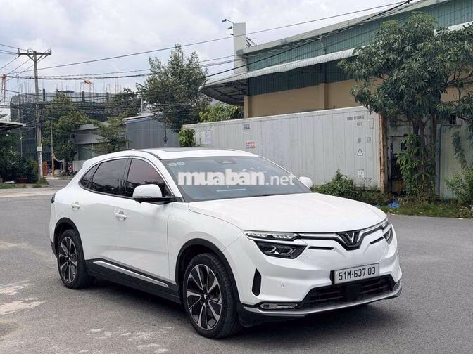 VinFast VF8 Plus 2025 Trắng 6.300km