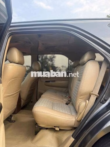 Toyota Fortuner 2014 2.5G - 240000 km