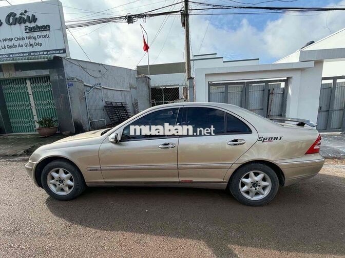 Mercedes-Benz C200 2001 Tự động Vàng cát