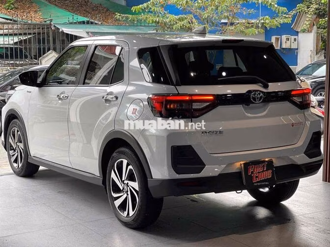 Toyota Raize 2023 cực lướt 13.000 km zin không lỗi